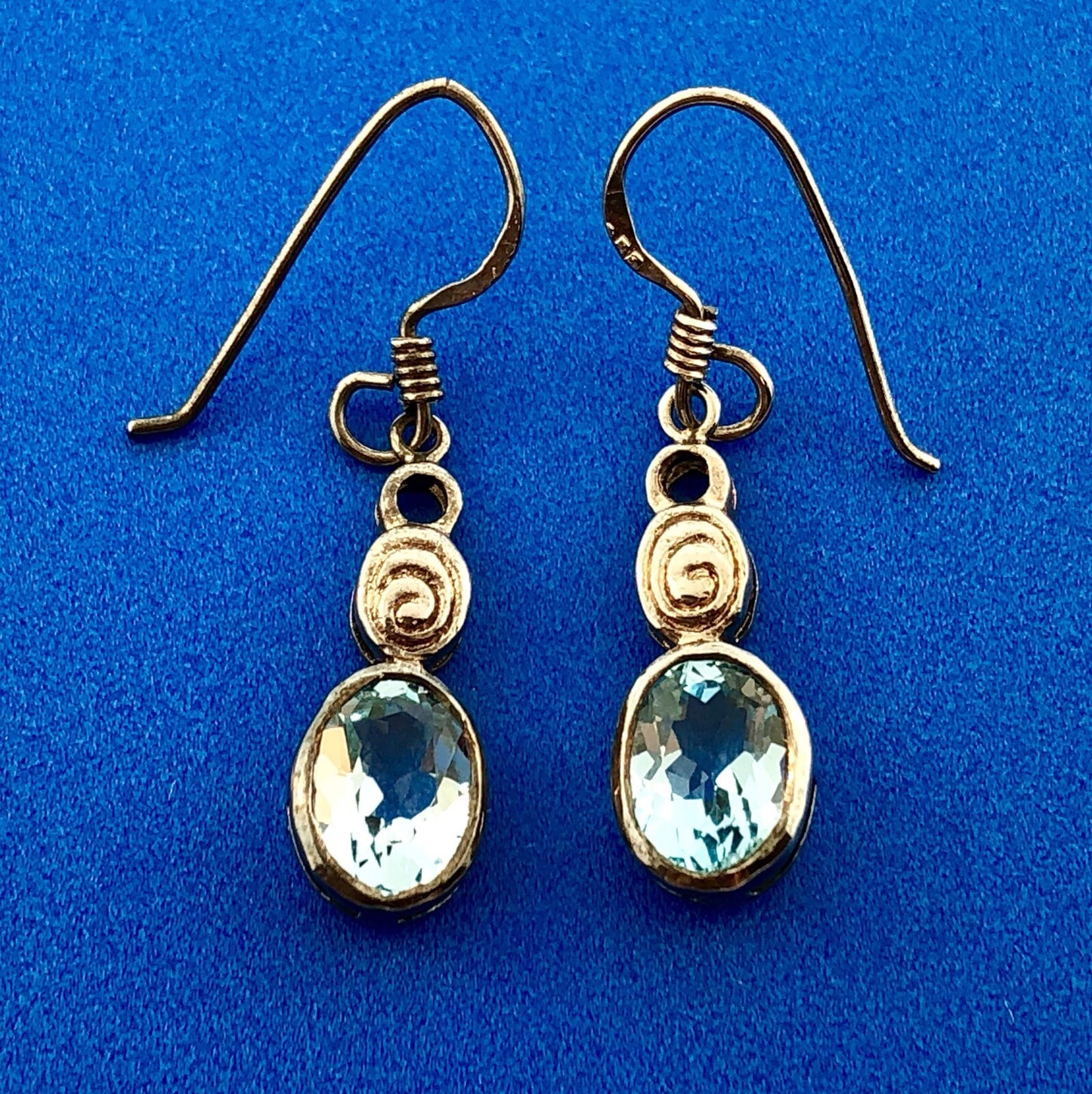 Vintage 925 Sterling Silver Oval Blue Topaz November Anniversary Dangle Earrings