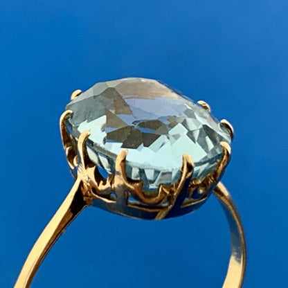 14K Yellow Gold Oval Blue Spinel Solitaire August Birthday Anniversary Ring