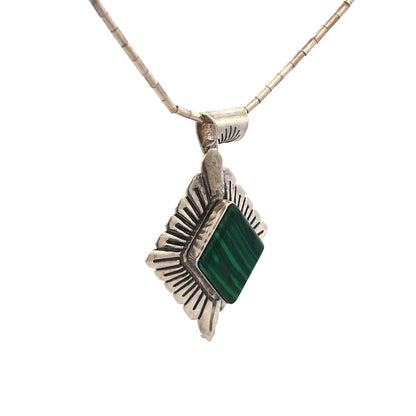 Native American QT 925 Sterling Silver Green Malachite Pendant Necklace
