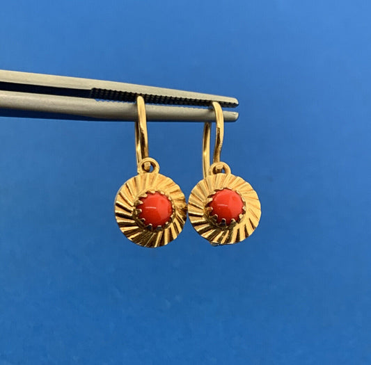 Vintage Designer 18K Yellow Gold Coral Cabochon Drop Dangle Hook Earrings