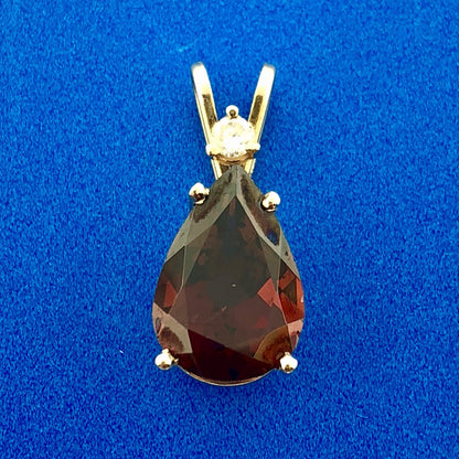 14K Yellow Gold Pear Garnet Diamond January Anniversary Statement Pendant