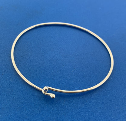 James Avery 925 Sterling Silver Polished Hook And Eye Bangle Charm Bracelet