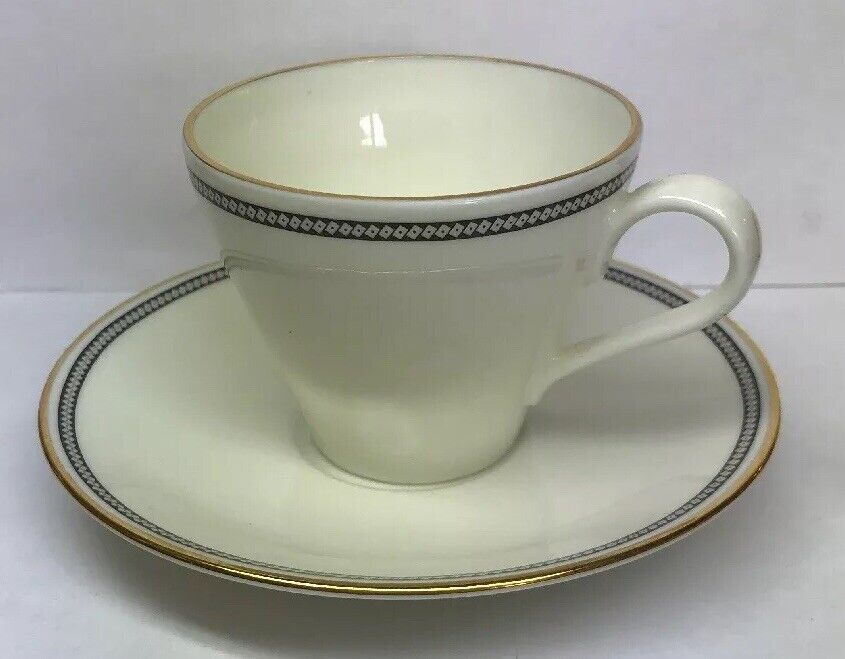 Elegant Richard Ginori Italy Black Gold China Demitasse Cup And Saucer Set