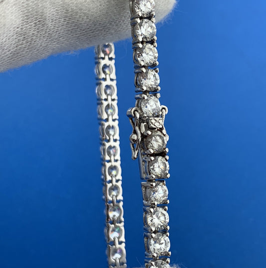 Sparkling SETA Sterling Silver Round Cubic Zirconia Statement Tennis Bracelet