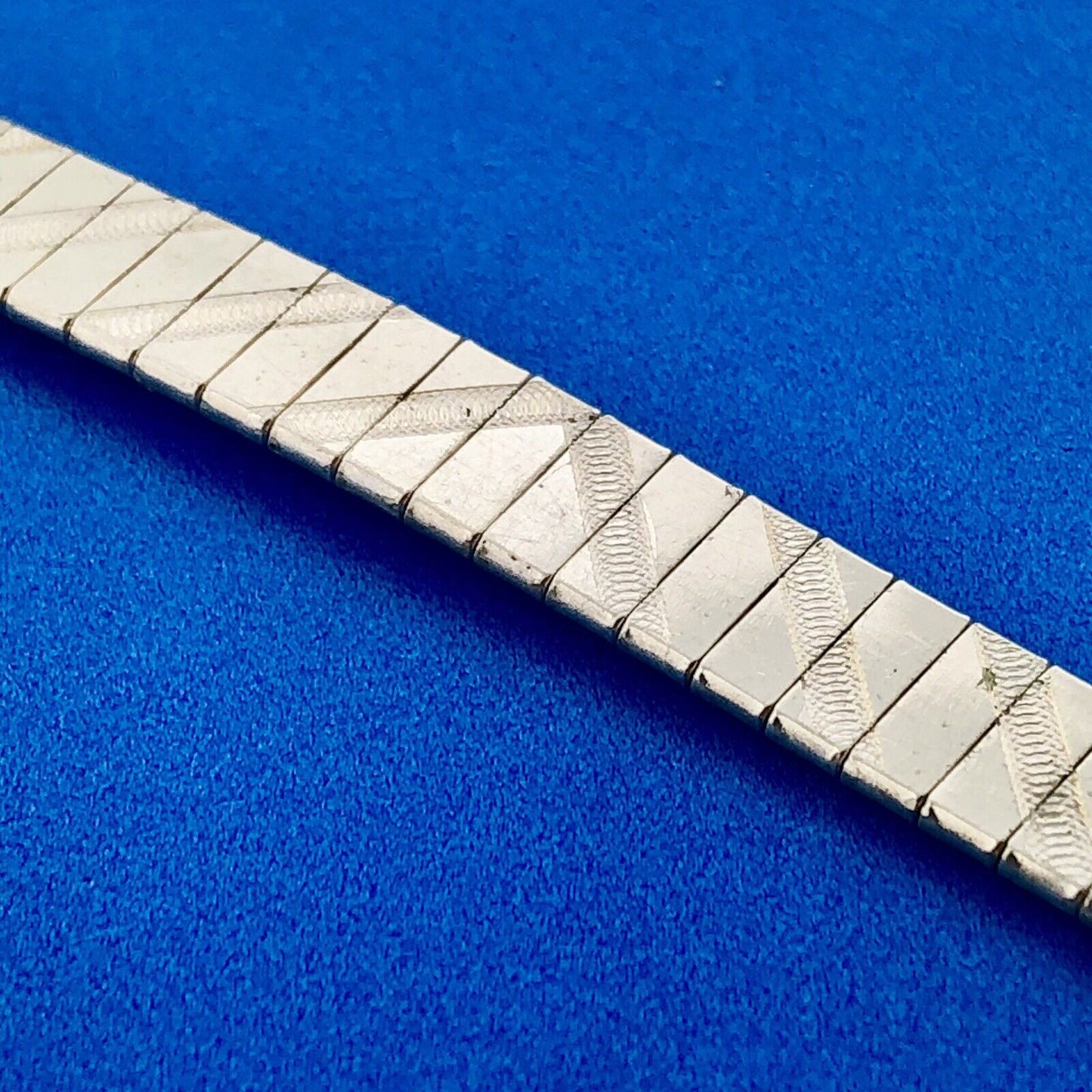 Vintage IBB Italy 925 Sterling Silver Polished Florentine Geometric Bracelet