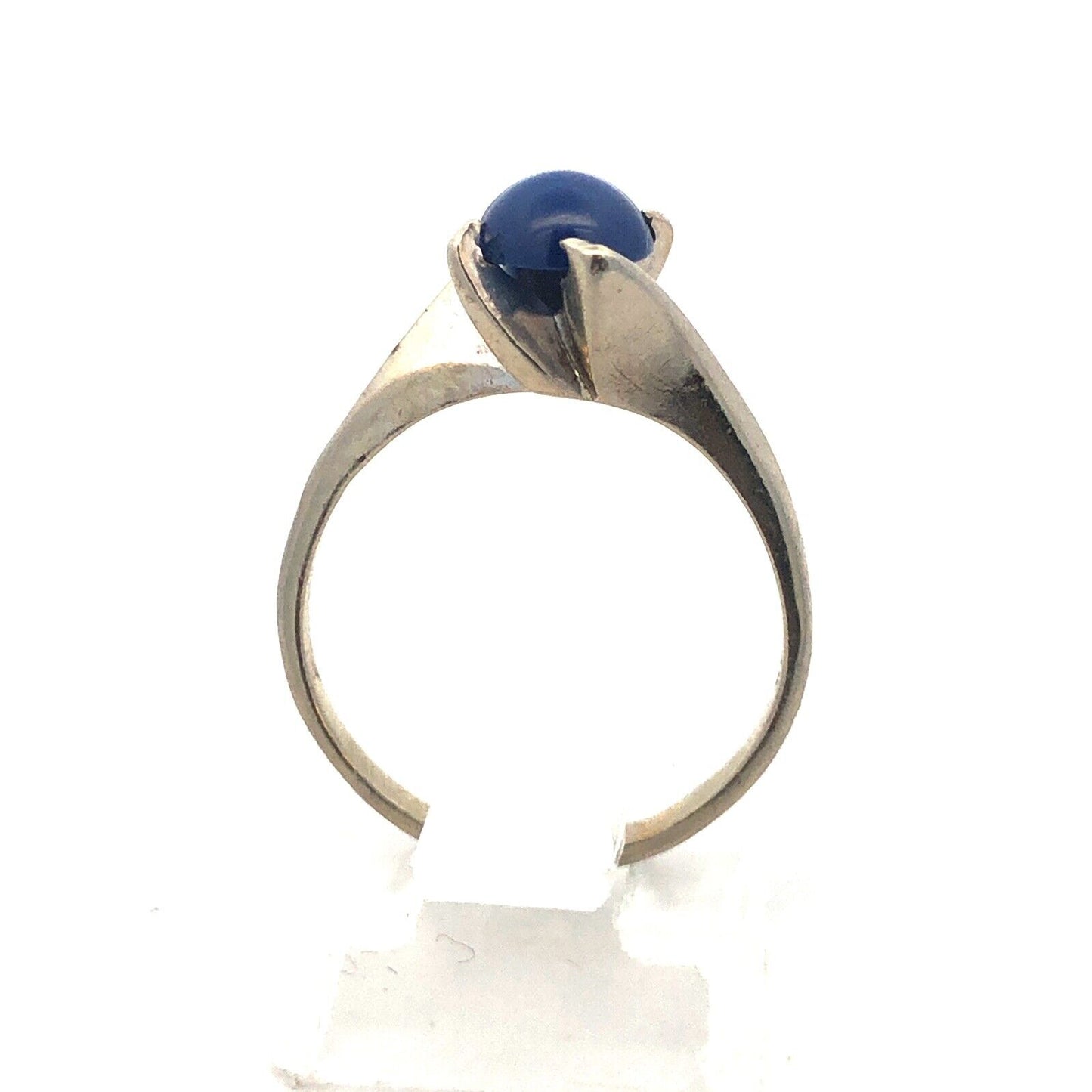 Retro 14K White Gold Blue Star Sapphire Solitaire Cabochon Modernist Ring