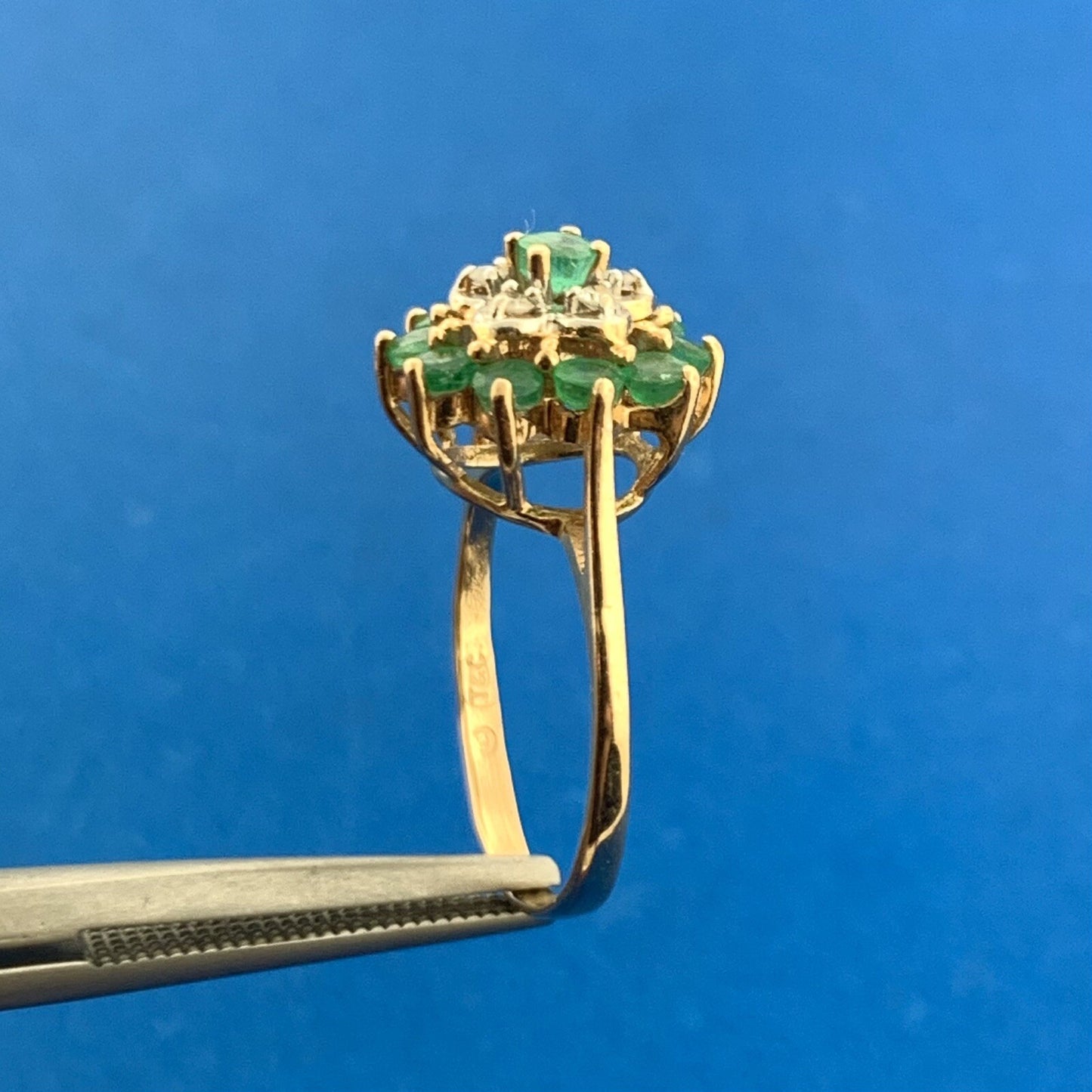 Vintage Designer 14K Emerald Diamond Accent Floral Cluster May Anniversary Ring