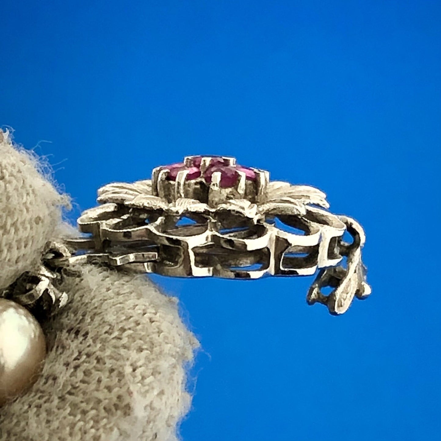 Vintage 18k White Gold Round Ruby White Pearl Flower Bracelet Necklace Clasp