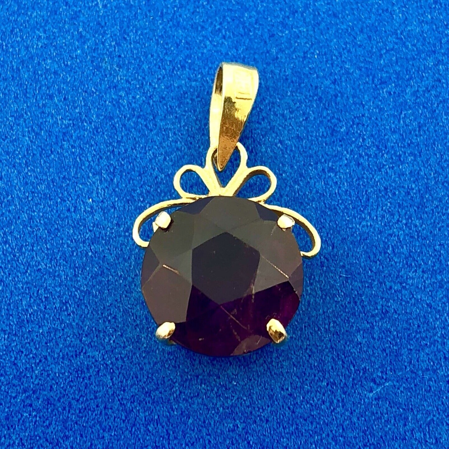 14K Yellow Gold Amethyst Solitaire February Anniversary Statement Pendant