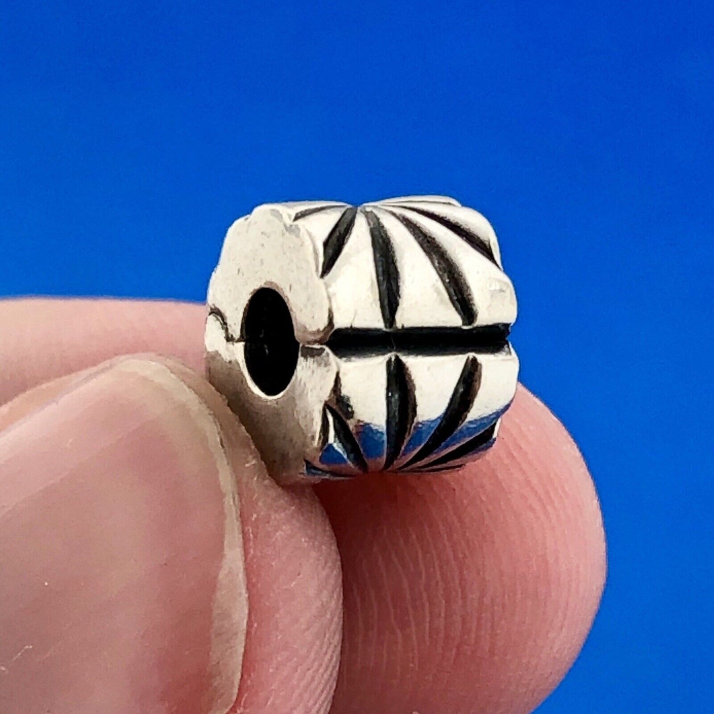 Authentic PANDORA 790210 Sterling Silver 925 Sunburst Retired Clip Charm