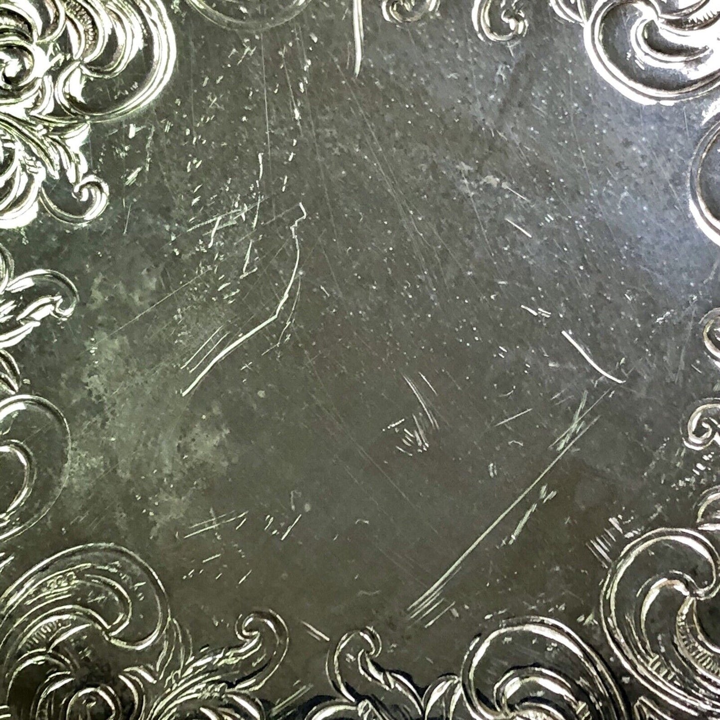 Retro Leonard Silver Co Silver Electroplated Floral Scroll Cut Out Food Trivet