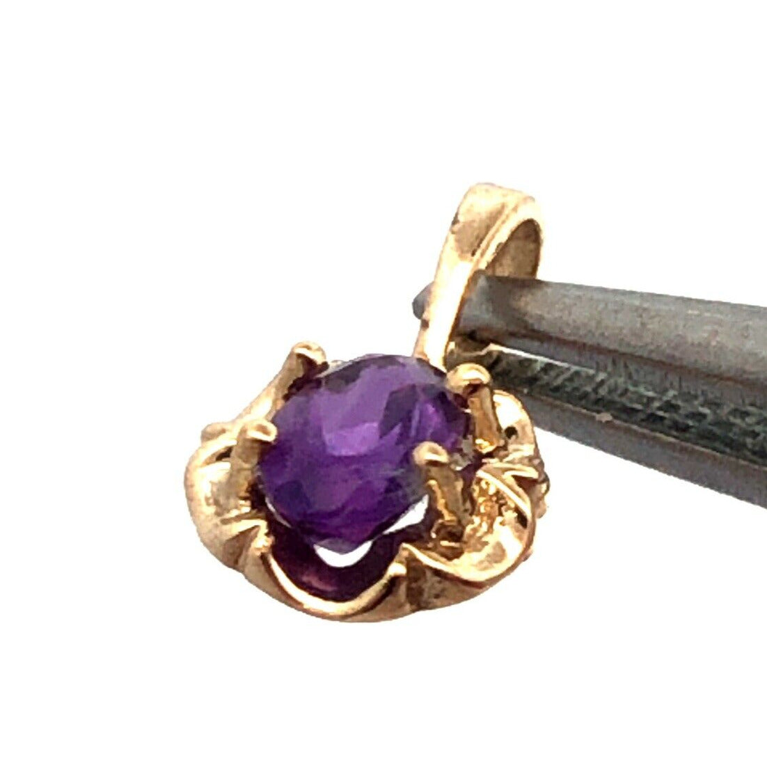 Designer PJ 14K Yellow Gold Oval Purple Amethyst Soliatire Flower Charm Pendant