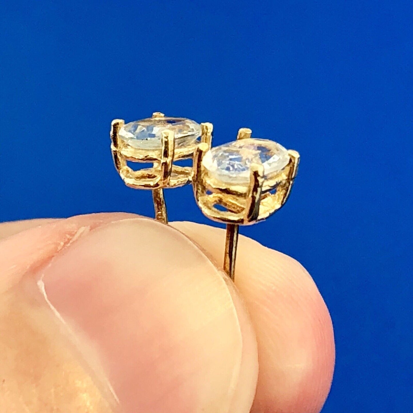 Designer 14K Yellow Gold Oval Aquamarine March Occasion Sweetheart Stud Earrings