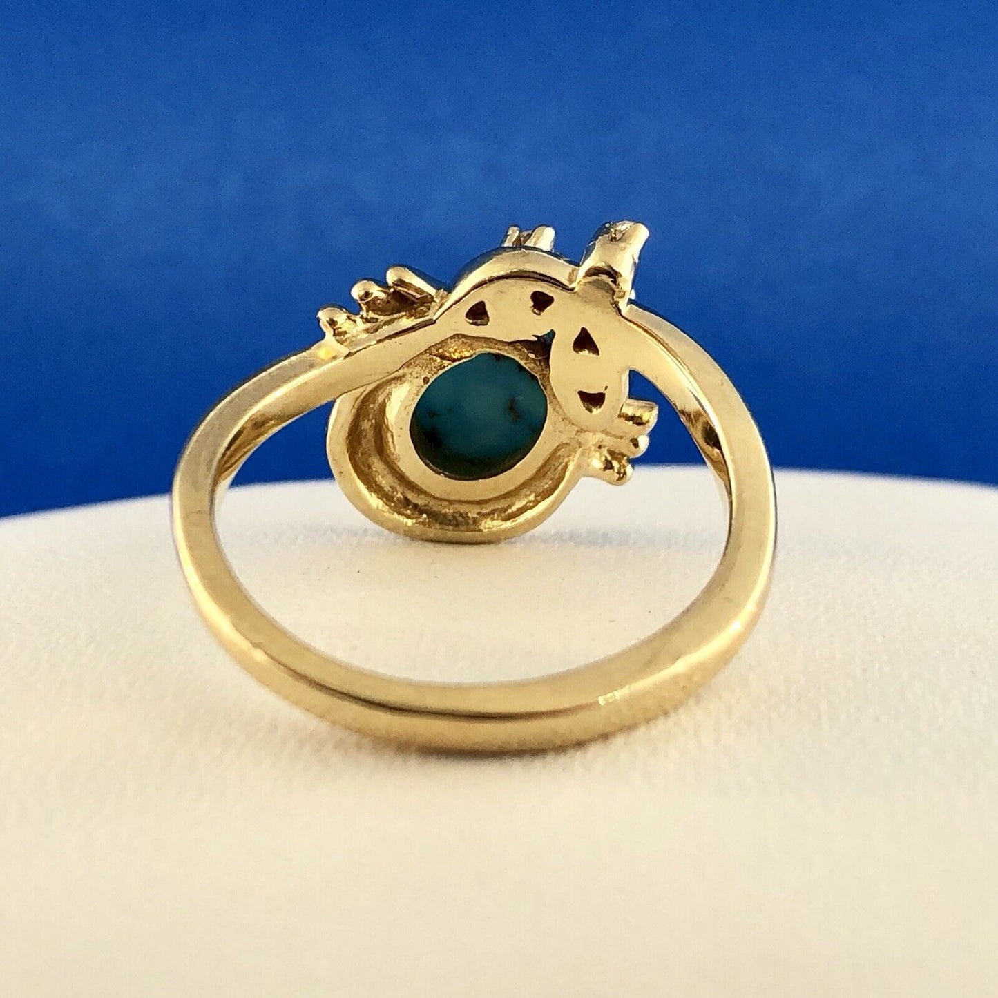 Vintage 14K Yellow Gold Diamond Turquoise Free Form Cocktail Ring