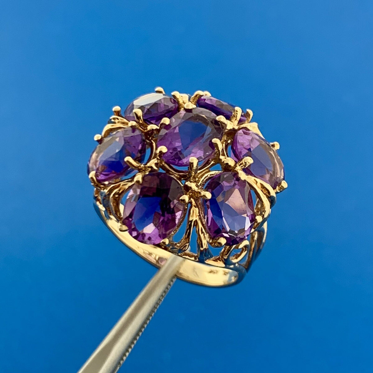 Gorgeous 10k Yellow Gold Oval Cut Amethyst Cluster Openwork Dome Ring Size 7.75