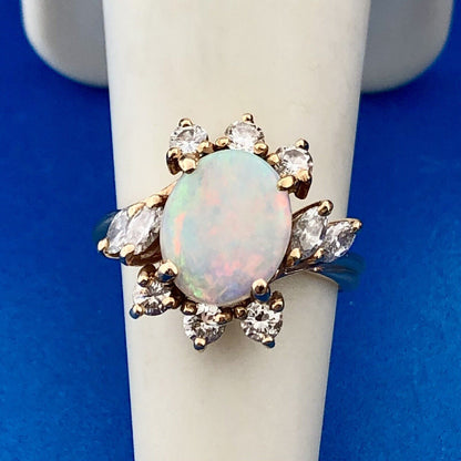 Vintage Estate NEI 14k Yellow Gold Opal Diamond Accented Ring Size 5.5