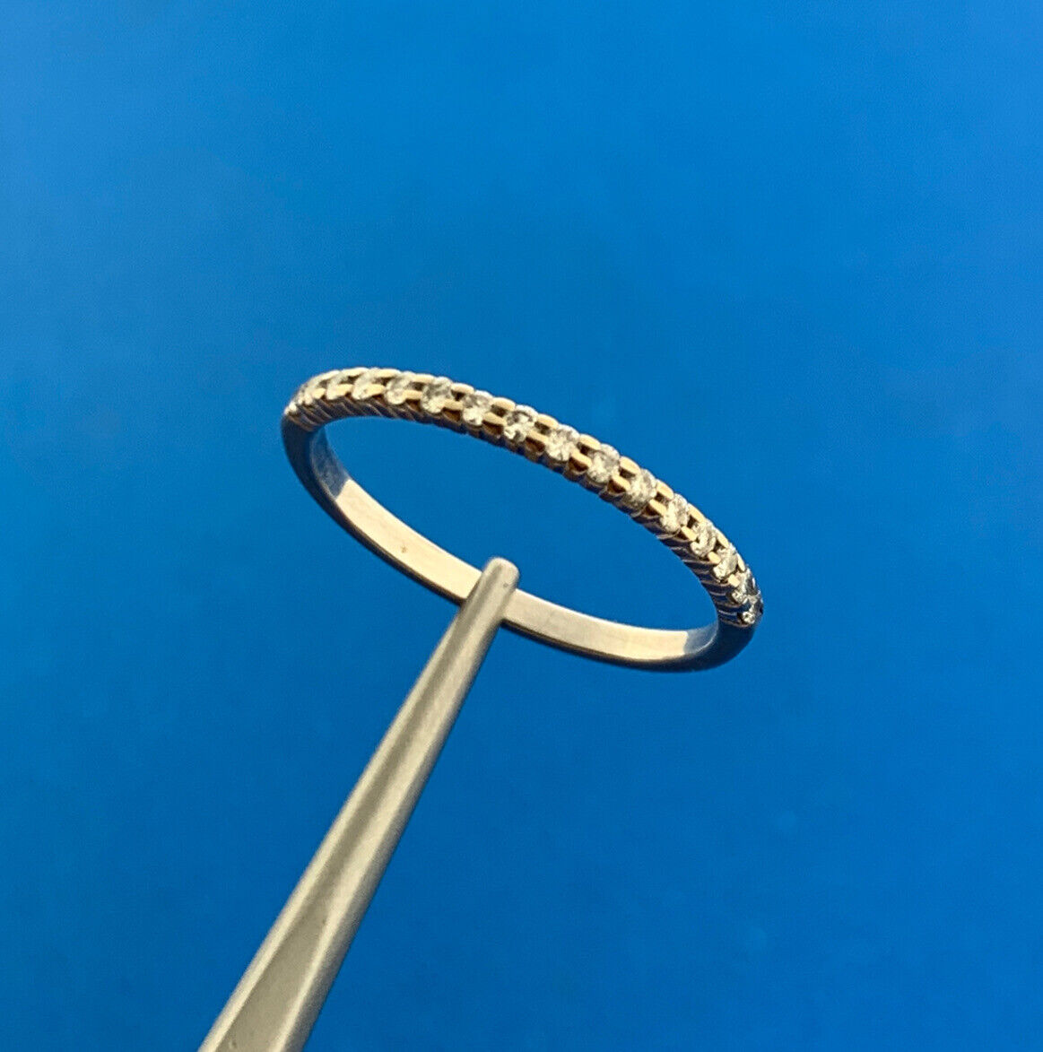 Designer 10K White Gold Diamond Wedding Anniversary Band Ring