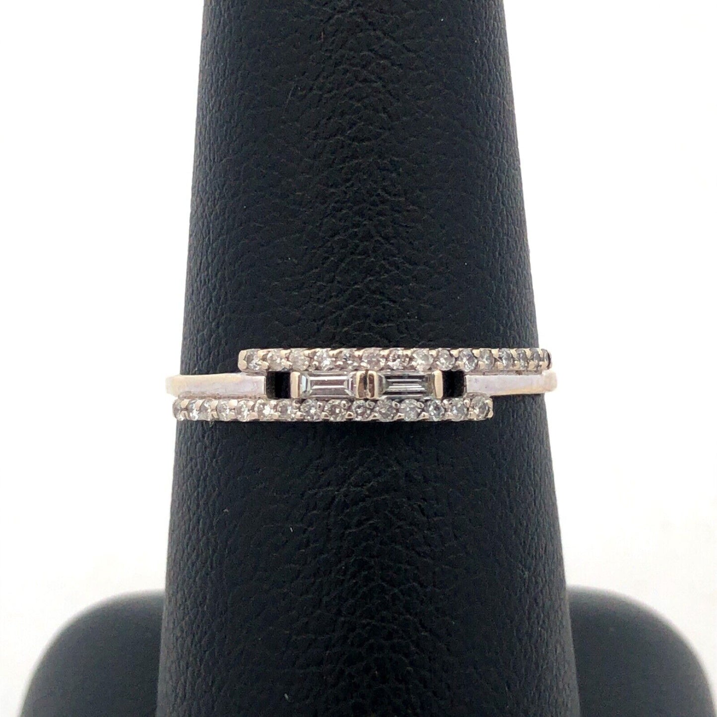 14K White Gold Diamond Accented Anniversary Promise Band Ring