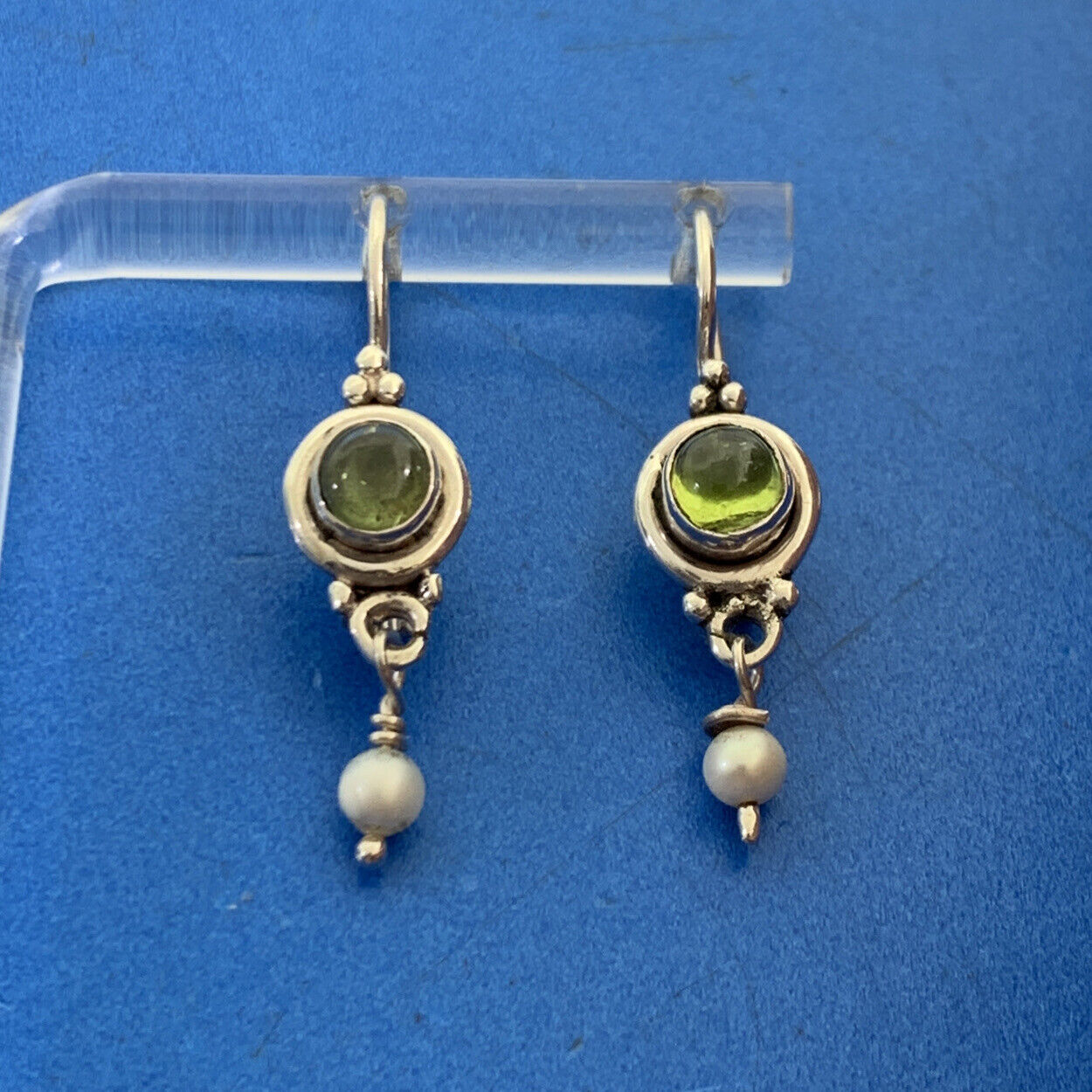 Estate 925 Sterling Silver Peridot Cabochon Pearl Balinese Dangle Drop Earrings