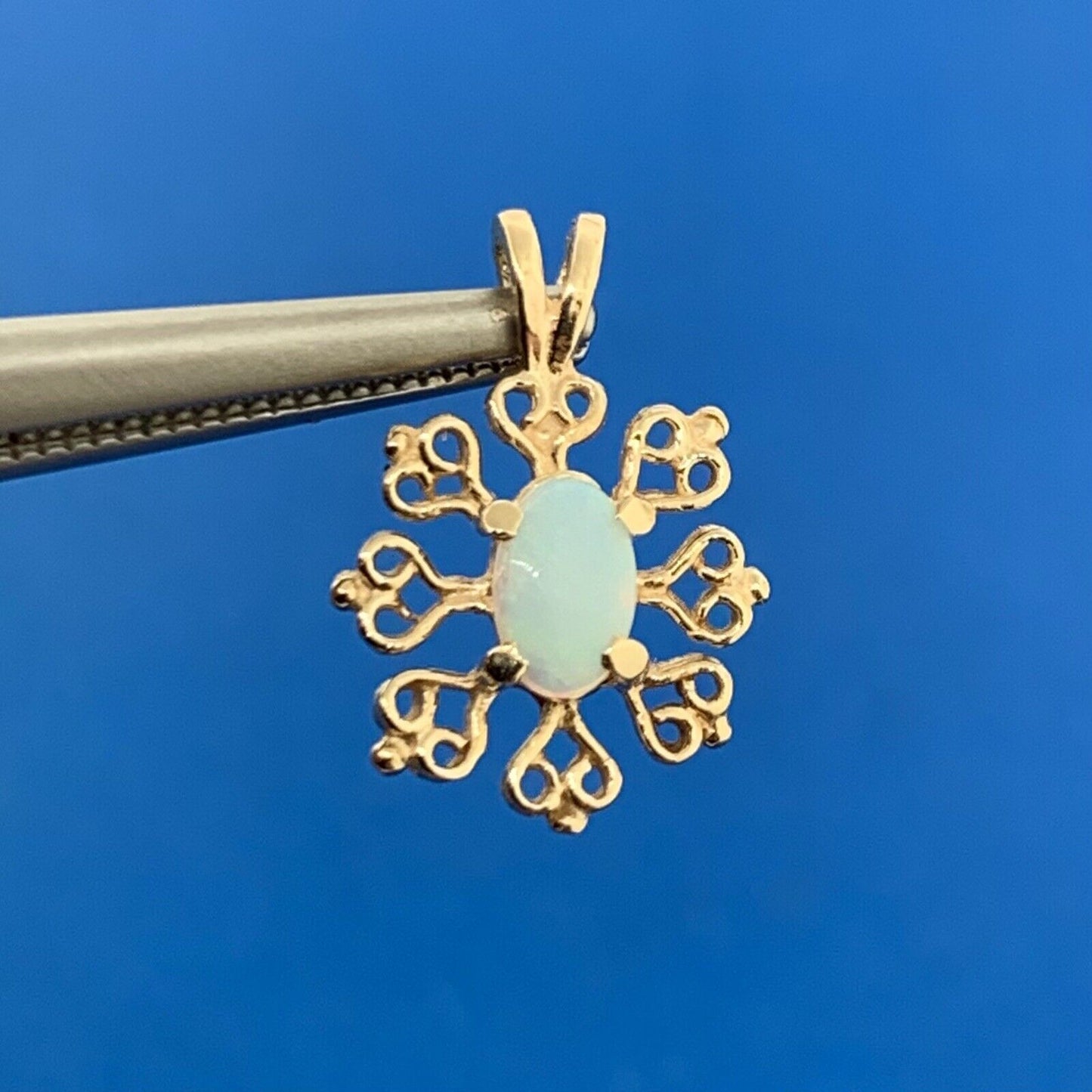 Designer 14K Yellow Gold Oval Opal Filigree Snowflake Drop Dangle Pendant