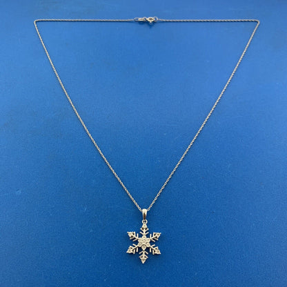 Desinger SUN 925 Sterling Silver Diamond Starburst Snowflake Pendant Necklace