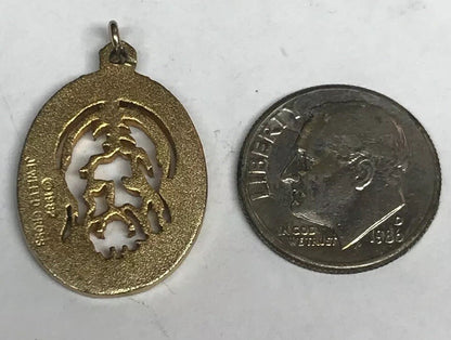 1982 Jeweled Cross Gold Toned Polished Florentine Jesus Face Cutout Disc Pendant