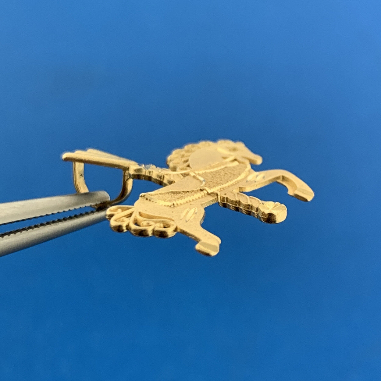 1989 Michael Anthony Ma 14K Yellow Gold Carousel Merry Go Round Horse Pendant