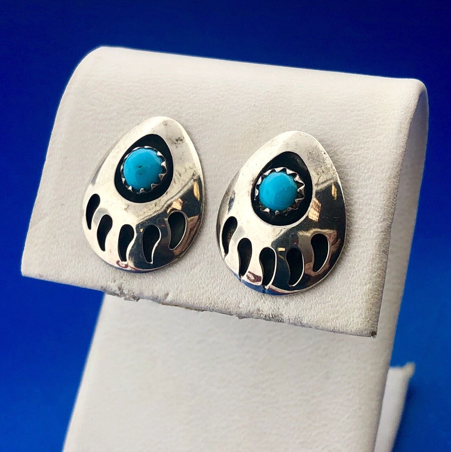 Native American Artisan DF 925 Sterling Silver Turquoise Bear Paw Claw Earrings