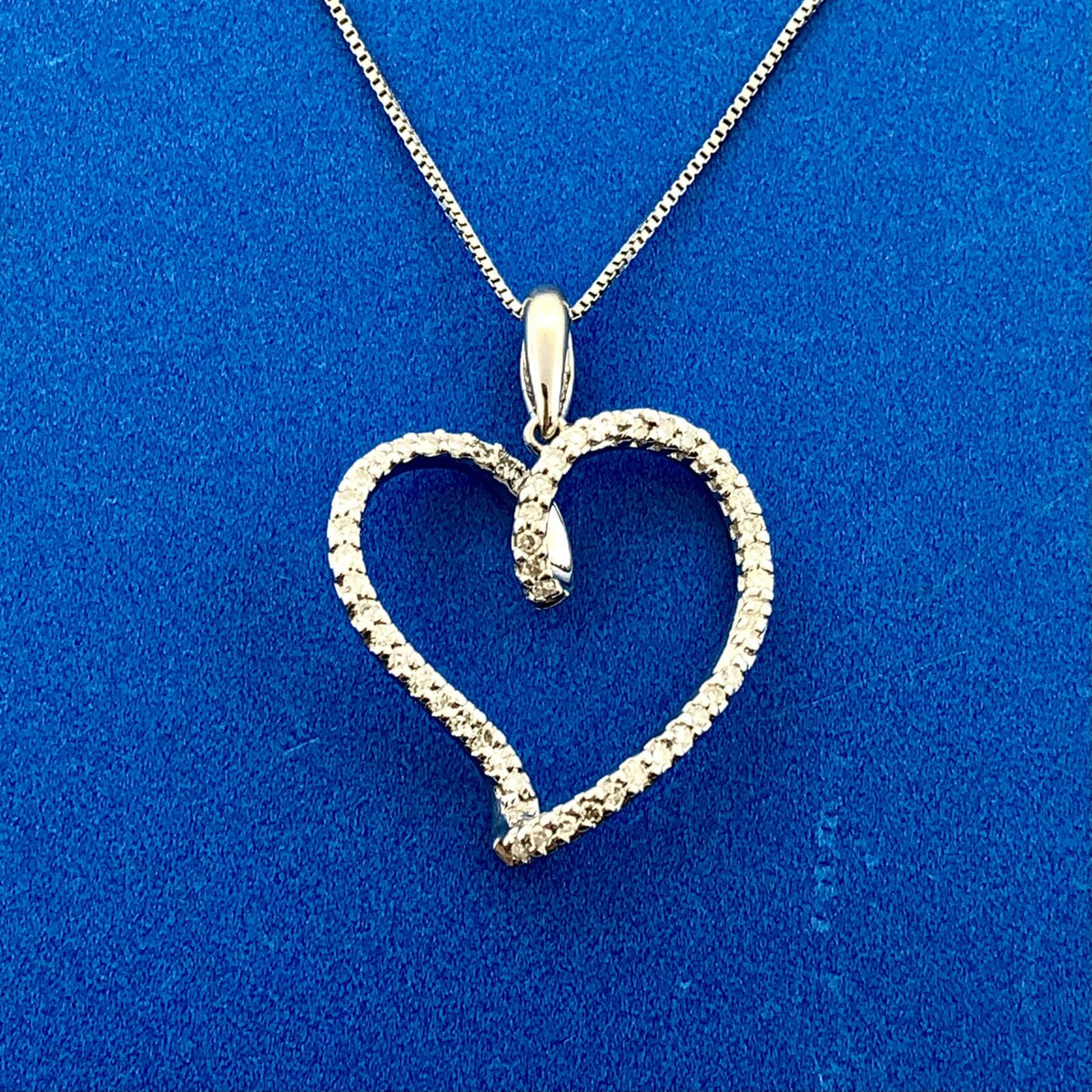 Designer 14K White Gold Diamond Infinity Heart Sweetheart Anniversary Necklace