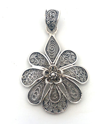Vintage 925 Sterling Silver Filigree Detail Flower Statement Pendant