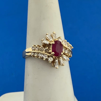 Vintage 14K Yellow Gold Oval Ruby Diamond Accented Cluster Bypass Cocktail Ring