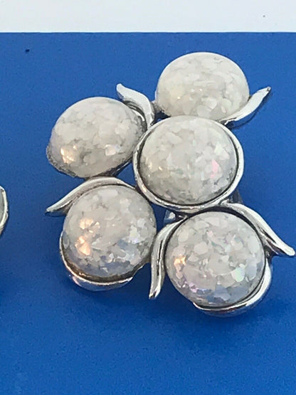 Selro Selini Silver Tone White Confetti Lucite Cabochon Modernist Clip Earrings