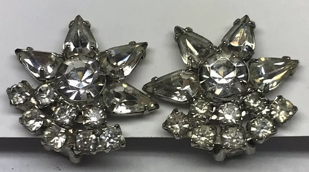 Vintage Art Deco Crystal Rhinestone Flower Cluster Bridal Cocktail Clip Earrings