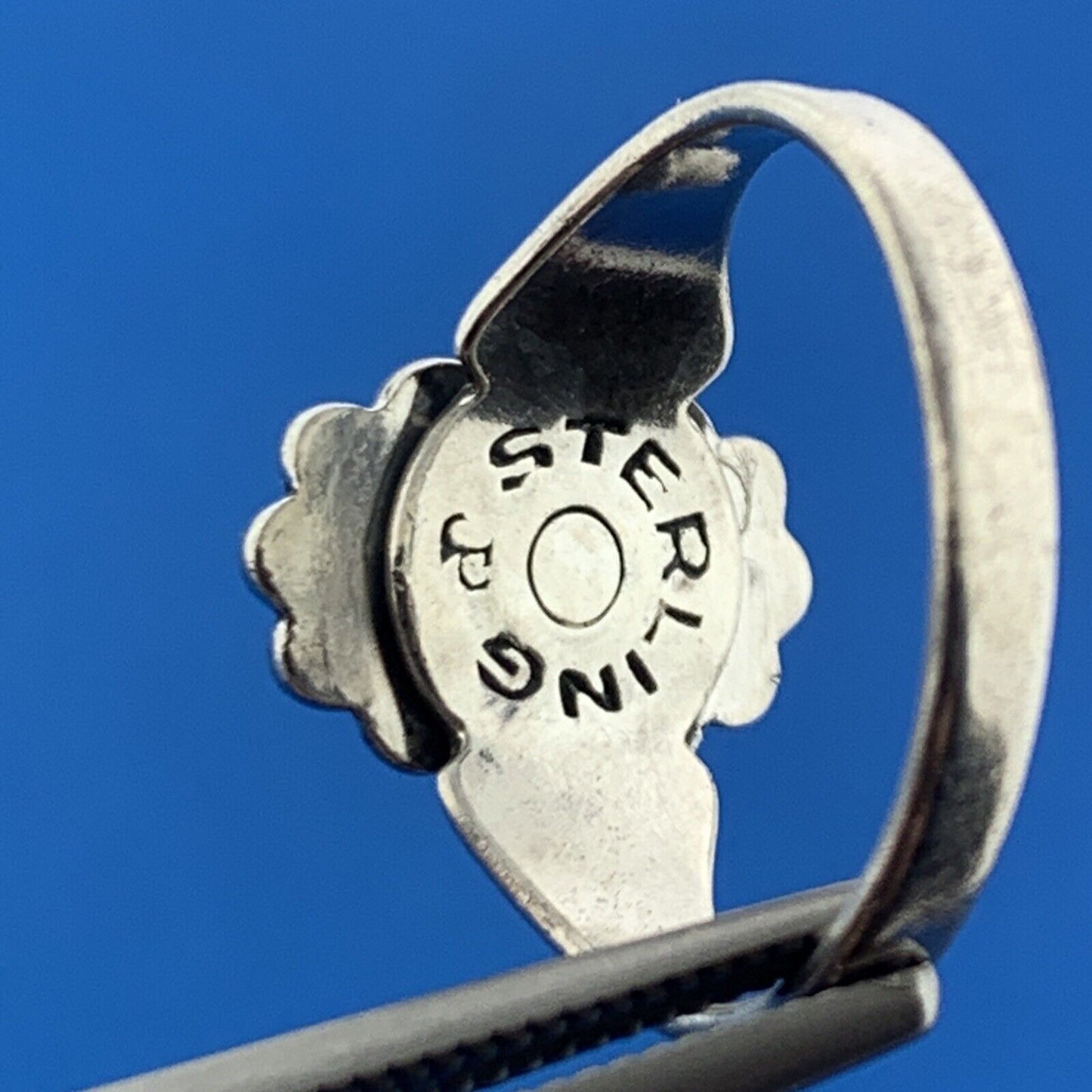 Native American Hallmarked 925 Sterling Silver Oval Turquoise Cabochon Ring