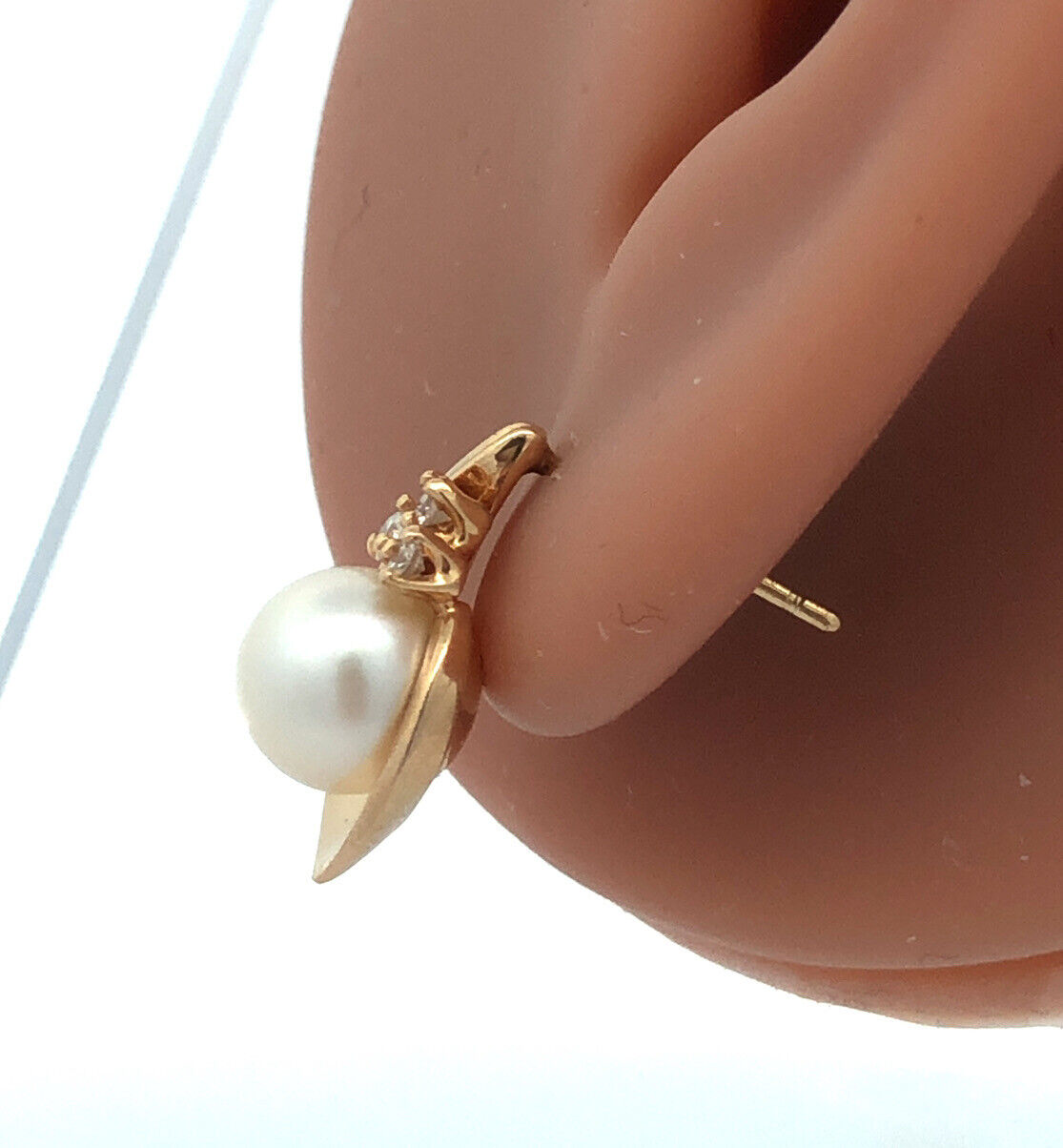 Vintage 14K Yellow Gold Cream Pearl Diamond Accent Modernist Drop Pendant