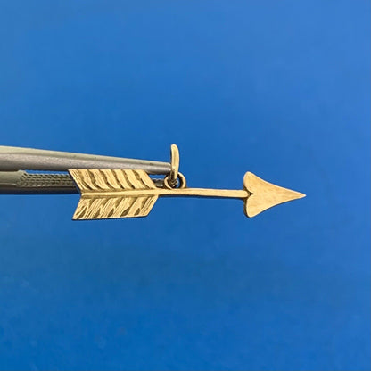 Designer LGB 10K Yellow Gold Arrow Charm Pendant