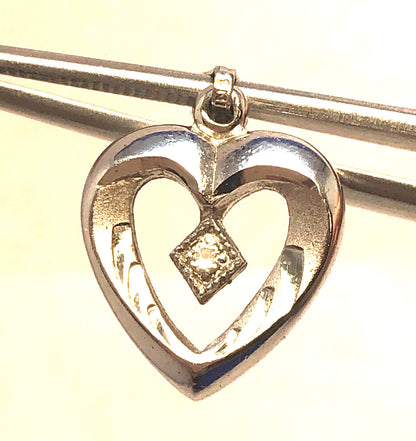 Designer THEDA 925 Sterling Silver White Amethyst Heart Love Anniversary Pendant