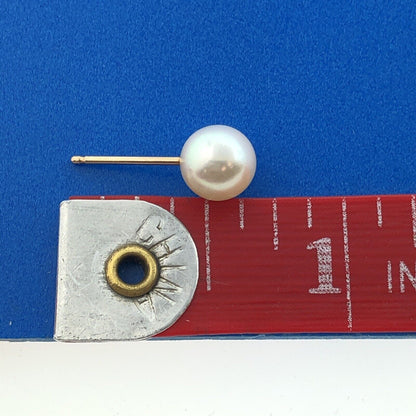 Gorgeous 14k Yellow Gold 7 mm White Pearl Precious Stud Earrings