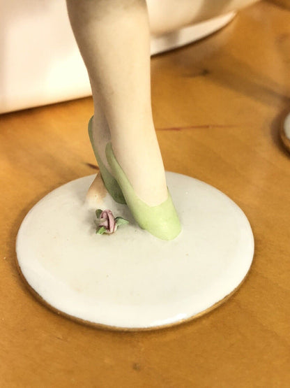 1940's Occupied Japan Porcelain Ballerina With Lace Skirt Decorative Figurine