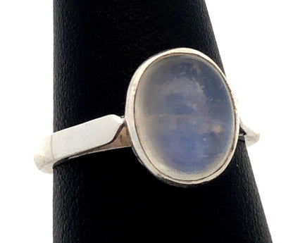 Estate 925 Sterling Silver Oval Moonstone Bezel Solitaire Ring