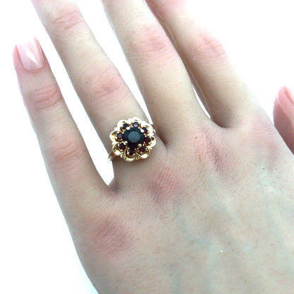 Vintage 10K Yellow Gold Garnet Flower Cluster Engagement January Cocktail Ring