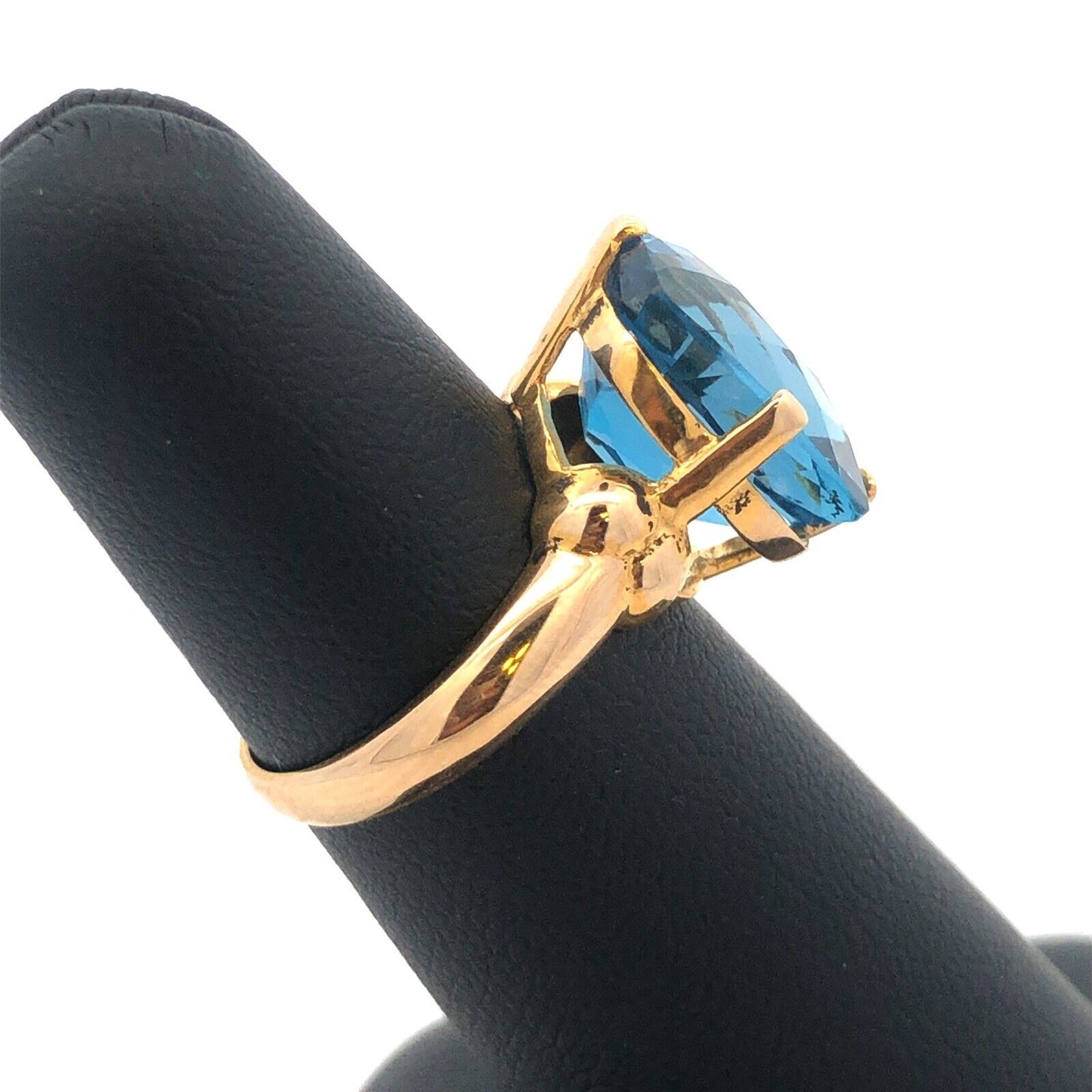Stunning 10K Yellow Gold Rectangle Cushion Cut London Blue Topaz Cocktail Ring