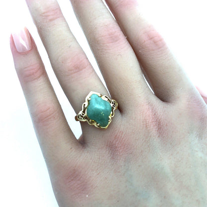 Vintage Designer 14K Yellow Gold Jade Cabochon Statement Cocktail Ring