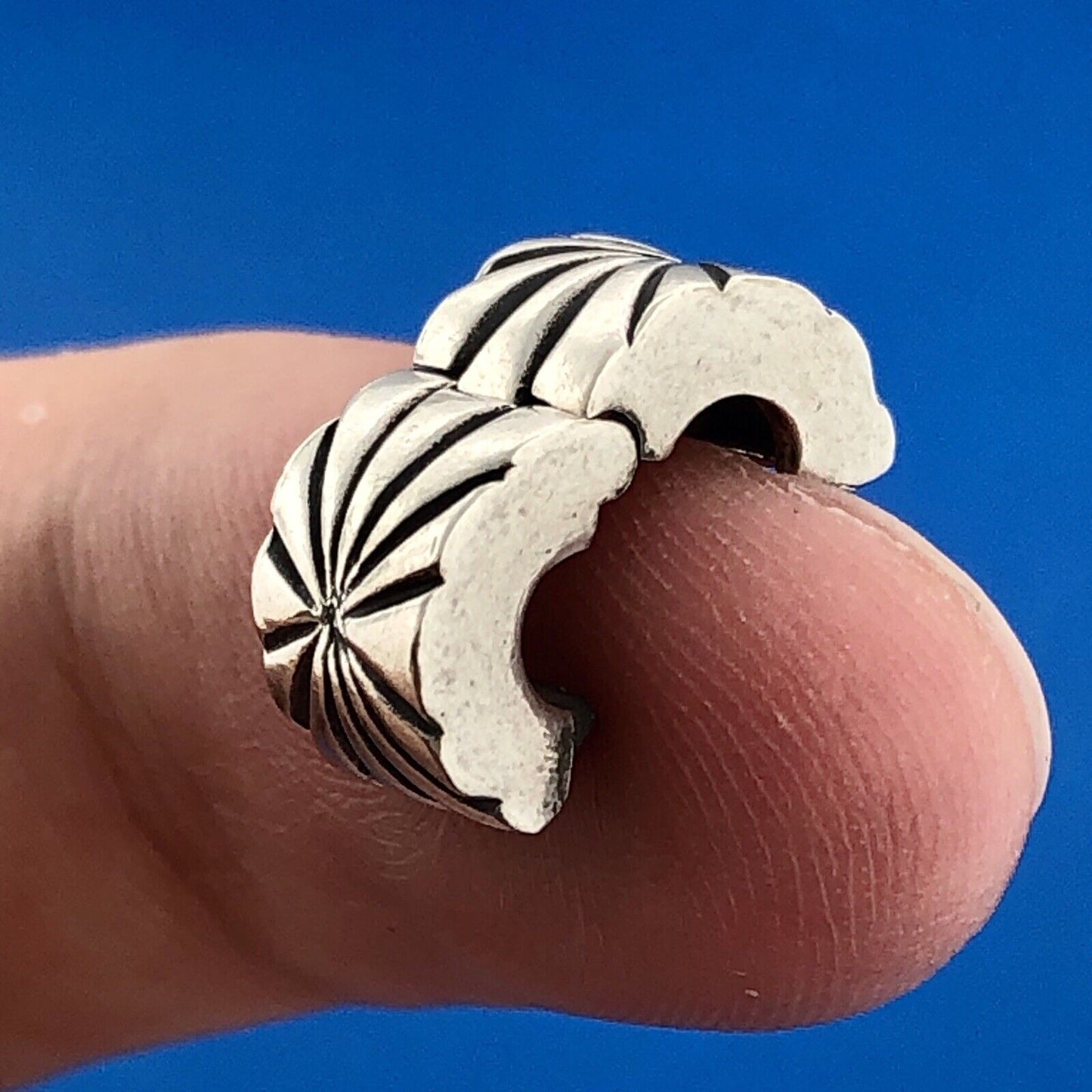 Authentic PANDORA 790210 Sterling Silver 925 Sunburst Retired Clip Charm