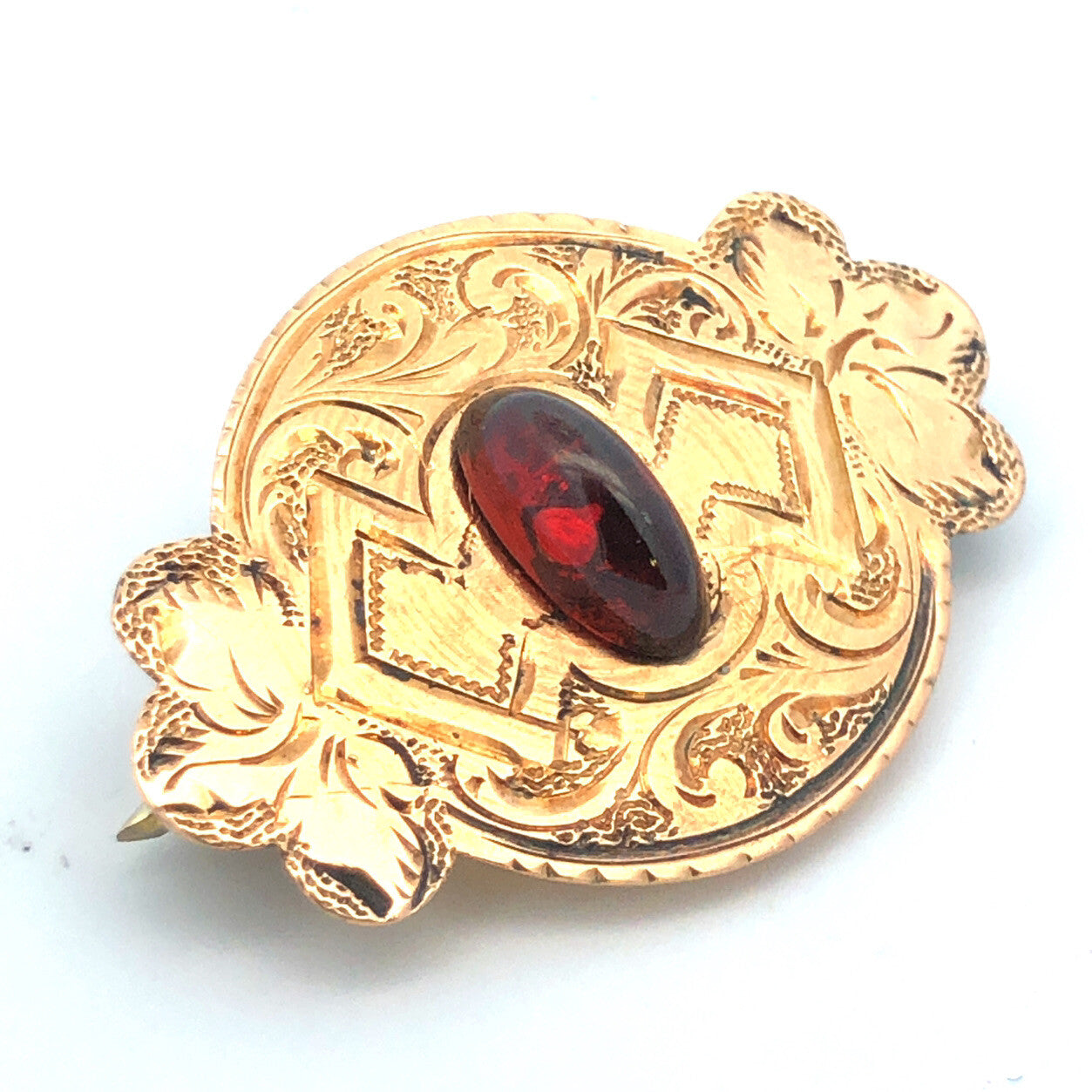 Victorian Art Deco 14K Yellow Gold Garnet Cabochon Engraved Brooch Pendant Pin