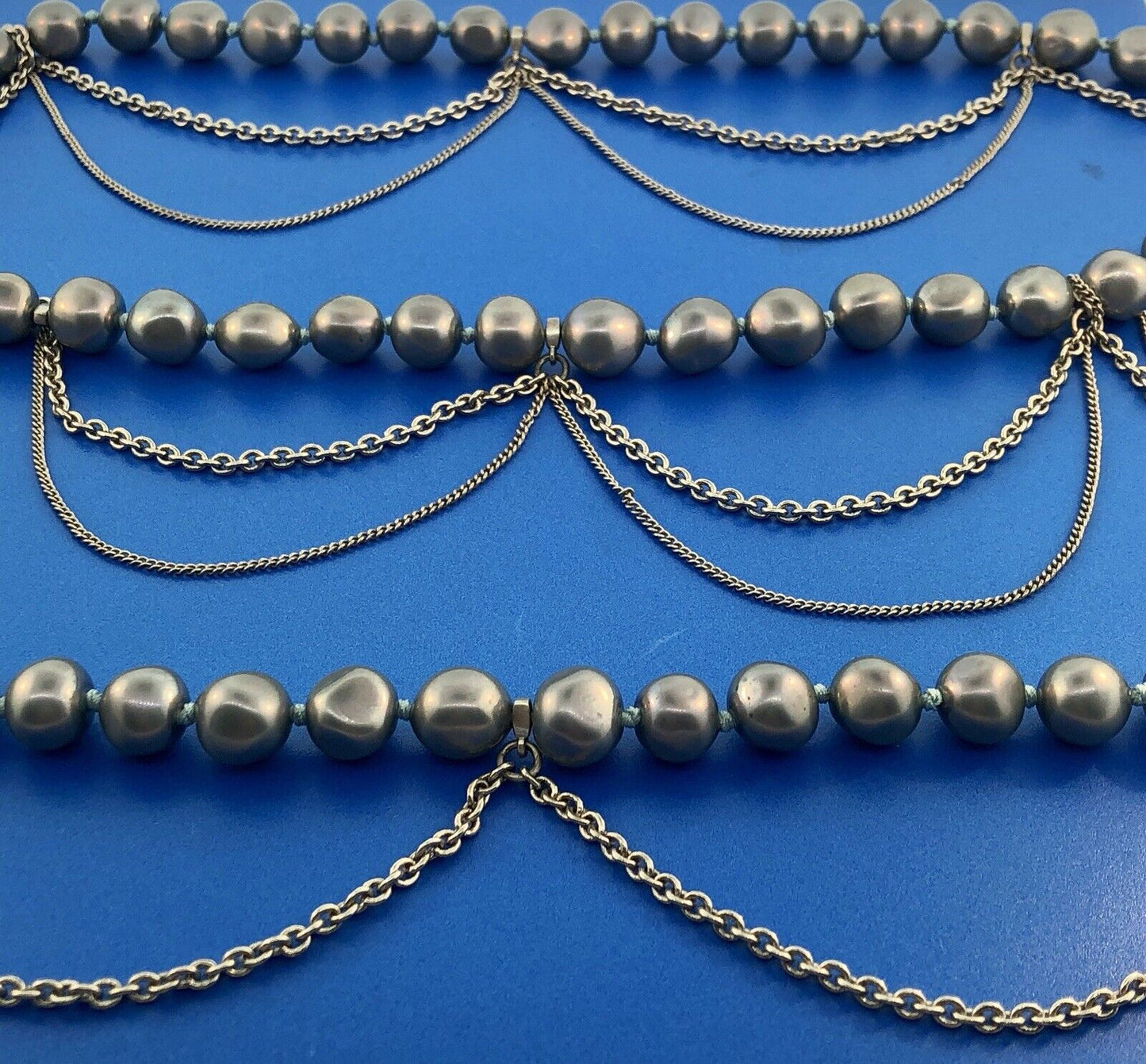 Kenneth Cole Reaction KCR Silver Tone Grey Pearl Metal Statement Choker Necklace