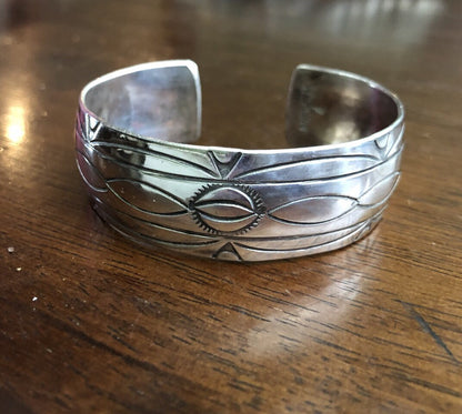 Vintage Navajo Fannie Platero 925 Sterling Silver Concho Style Cuff Bracelet