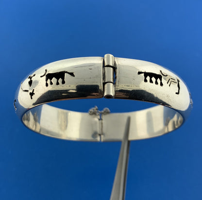 Vintage Taxco Mexico TM-143 Sterling Silver 925 Storyteller Hinged Cuff Bracelet