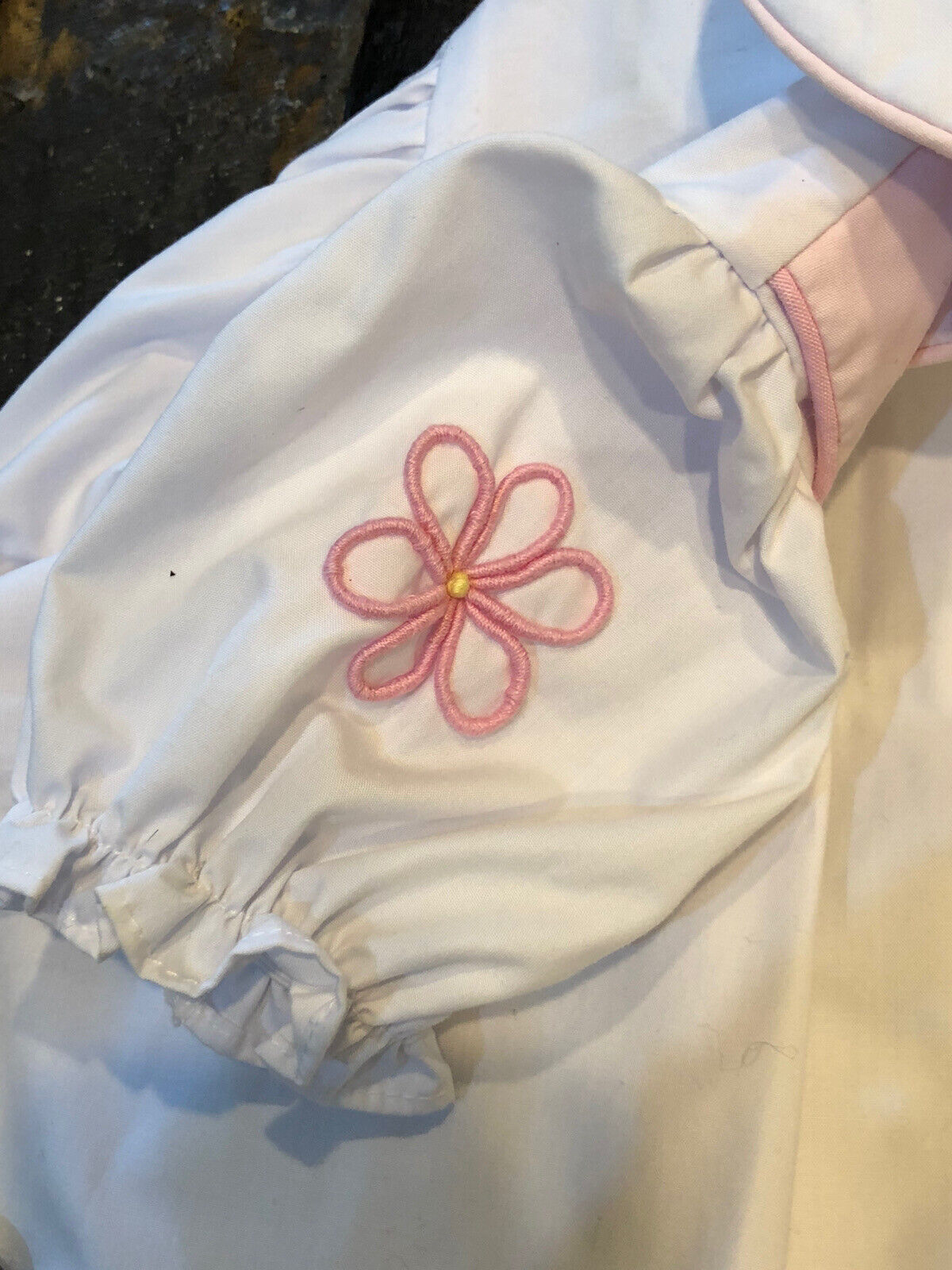 The Beaufort Bonnet Company Poly Cotton Blend White Pink Size 18-24M Girls Dress