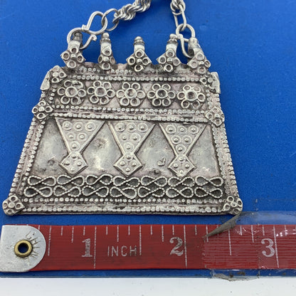 Vintage 925 Sterling Silver Artisan Floral Etched Pendant Statement Necklace